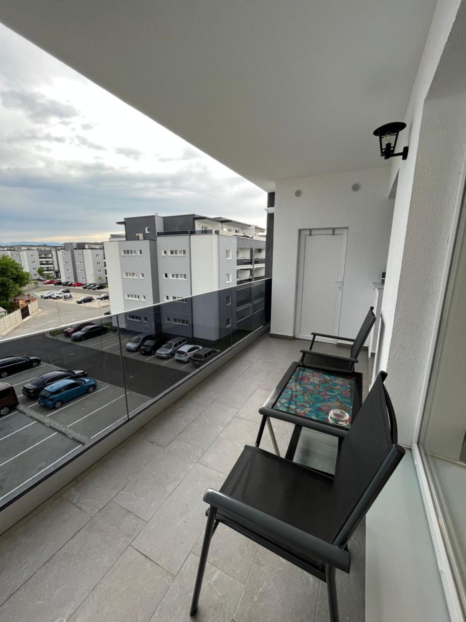 Azzurro Apartment Sibiu Exterior photo