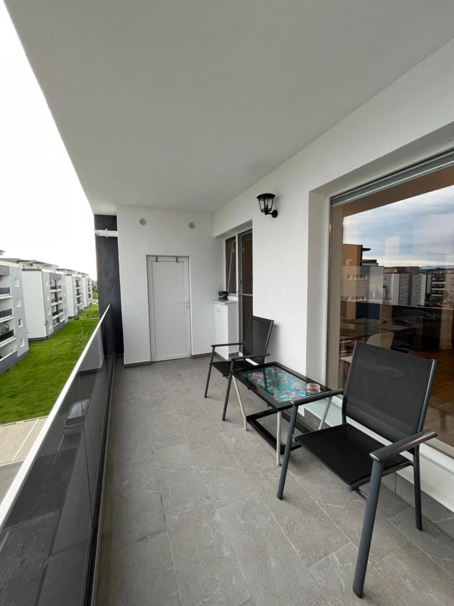 Azzurro Apartment Sibiu Exterior photo